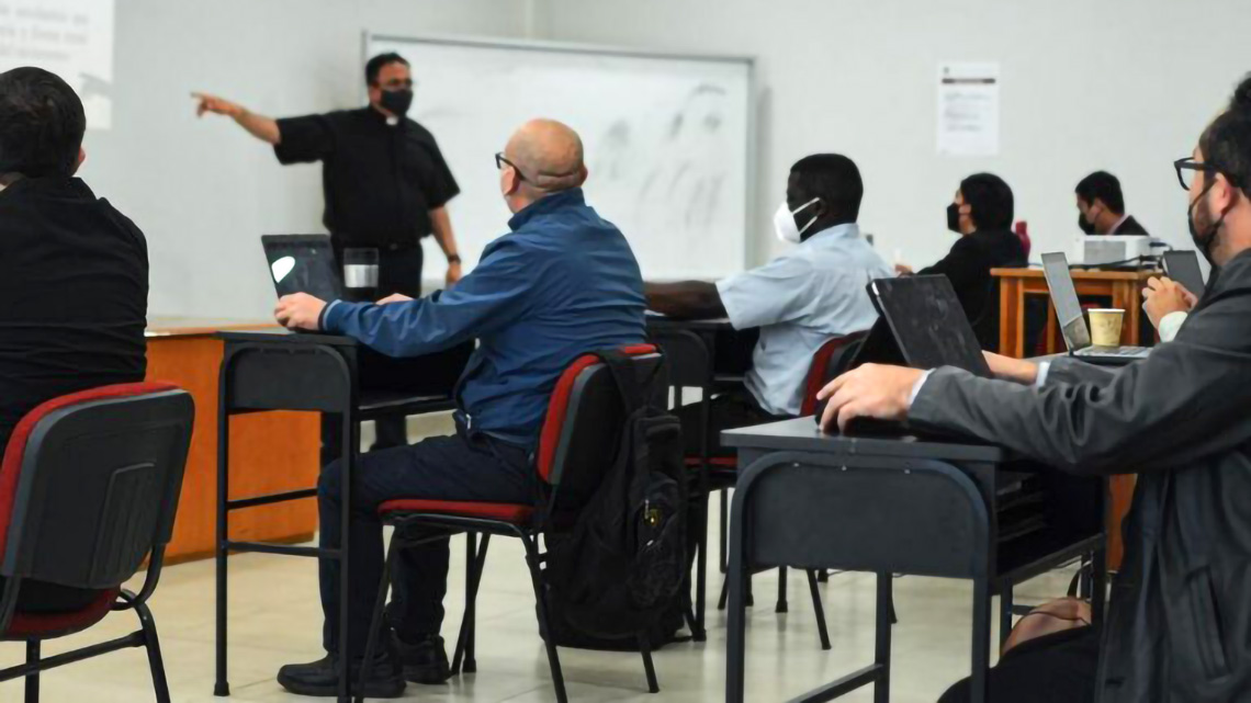 Programa Ver y Creer (21 de mayo) Tema: La formación cristiana